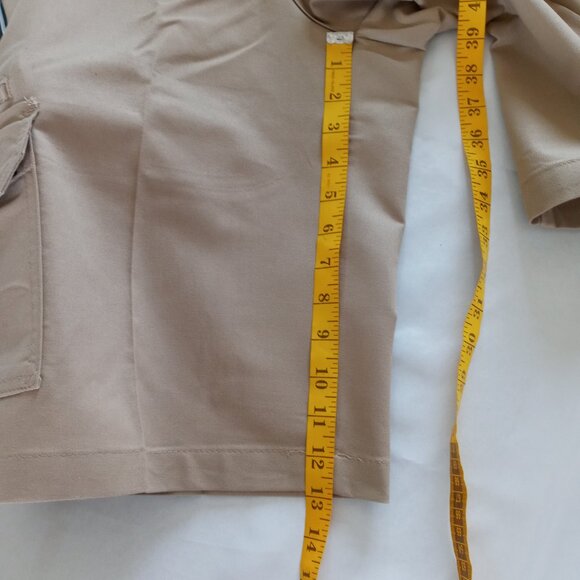 Dickies Men's 13" Inseam Flex Waist Relaxed Fit cargo beige Shorts Size 30 NWT - Picture 6 of 7